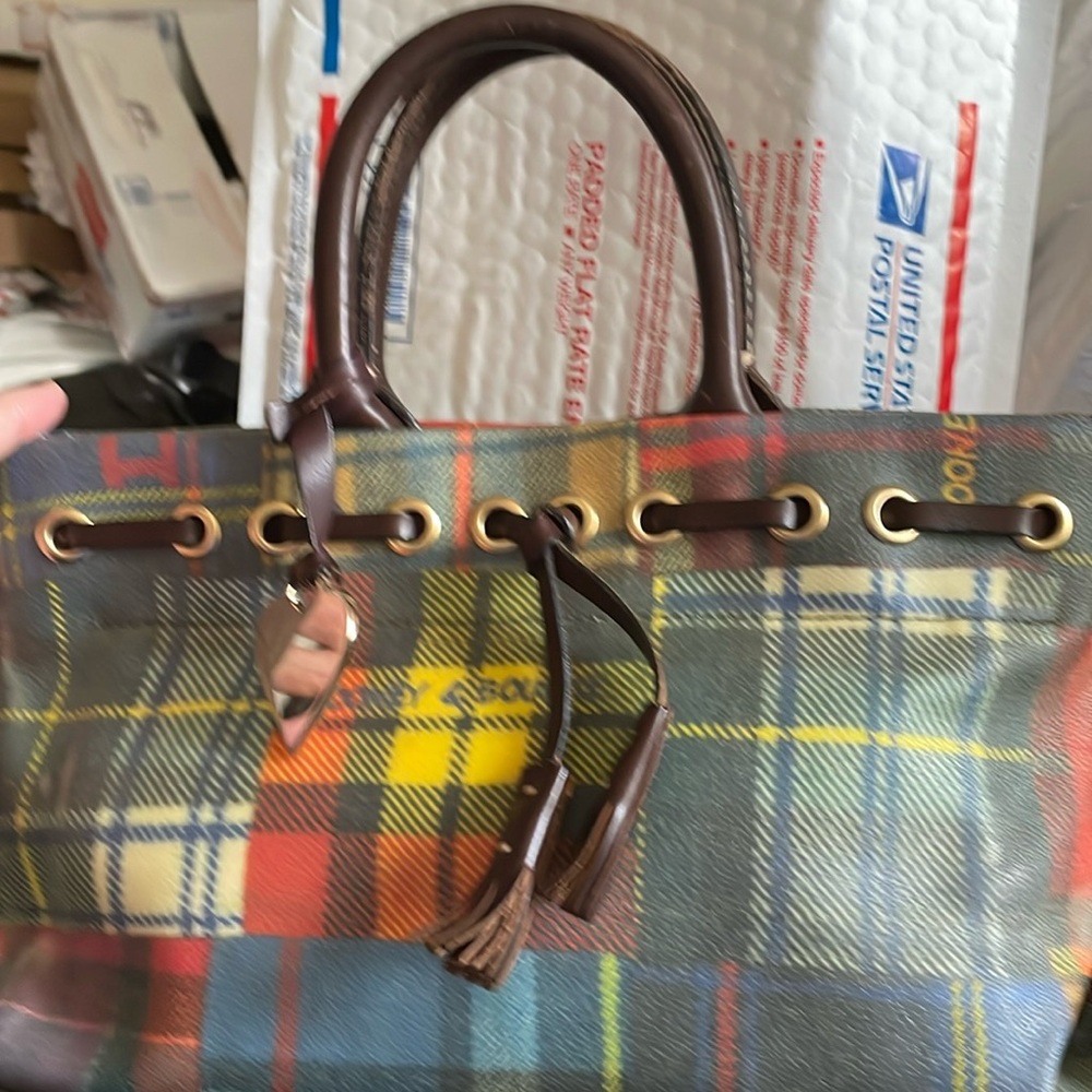 NWT Dooney an Bourke purse